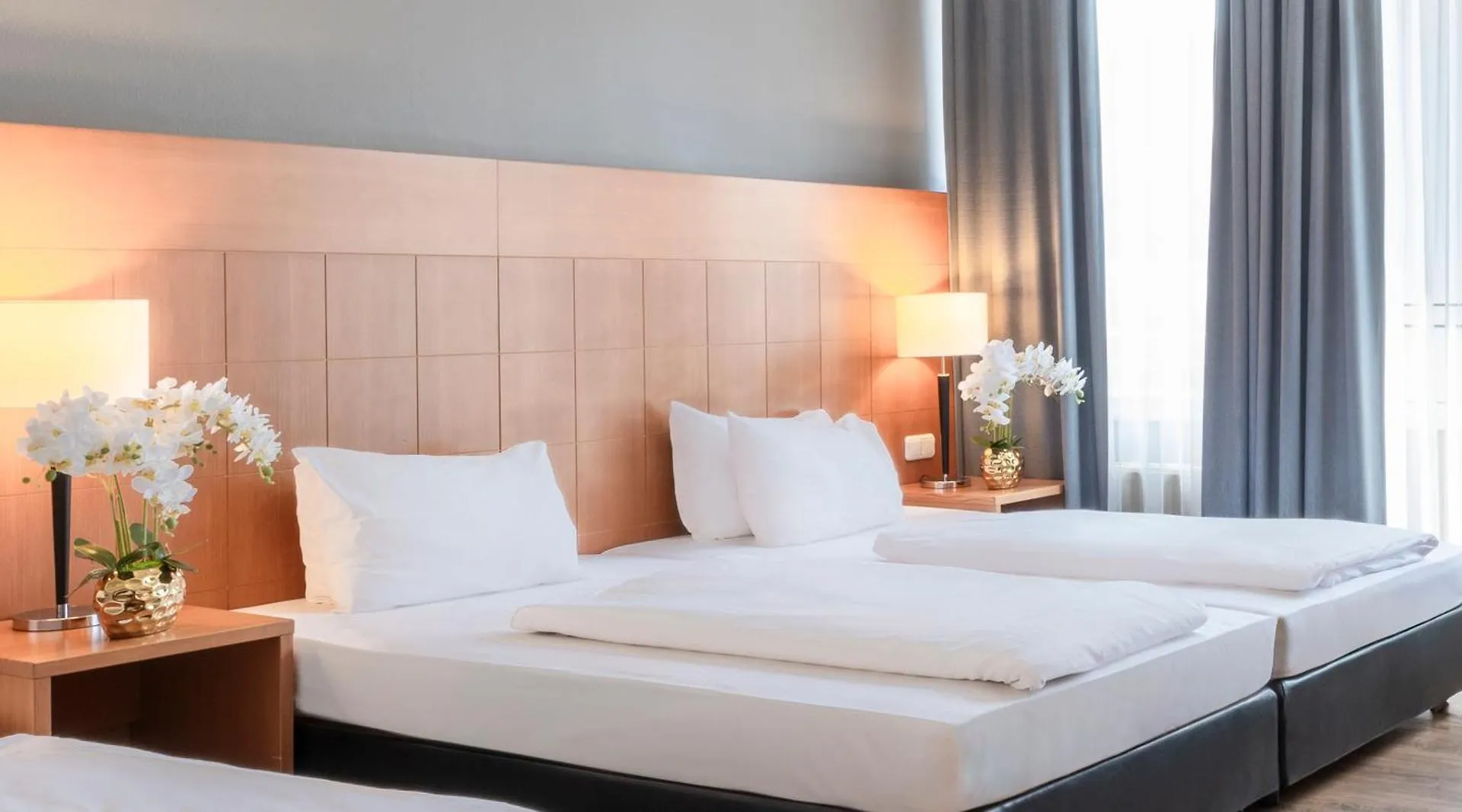 Plaza Premium Koeln Ξενοδοχείο