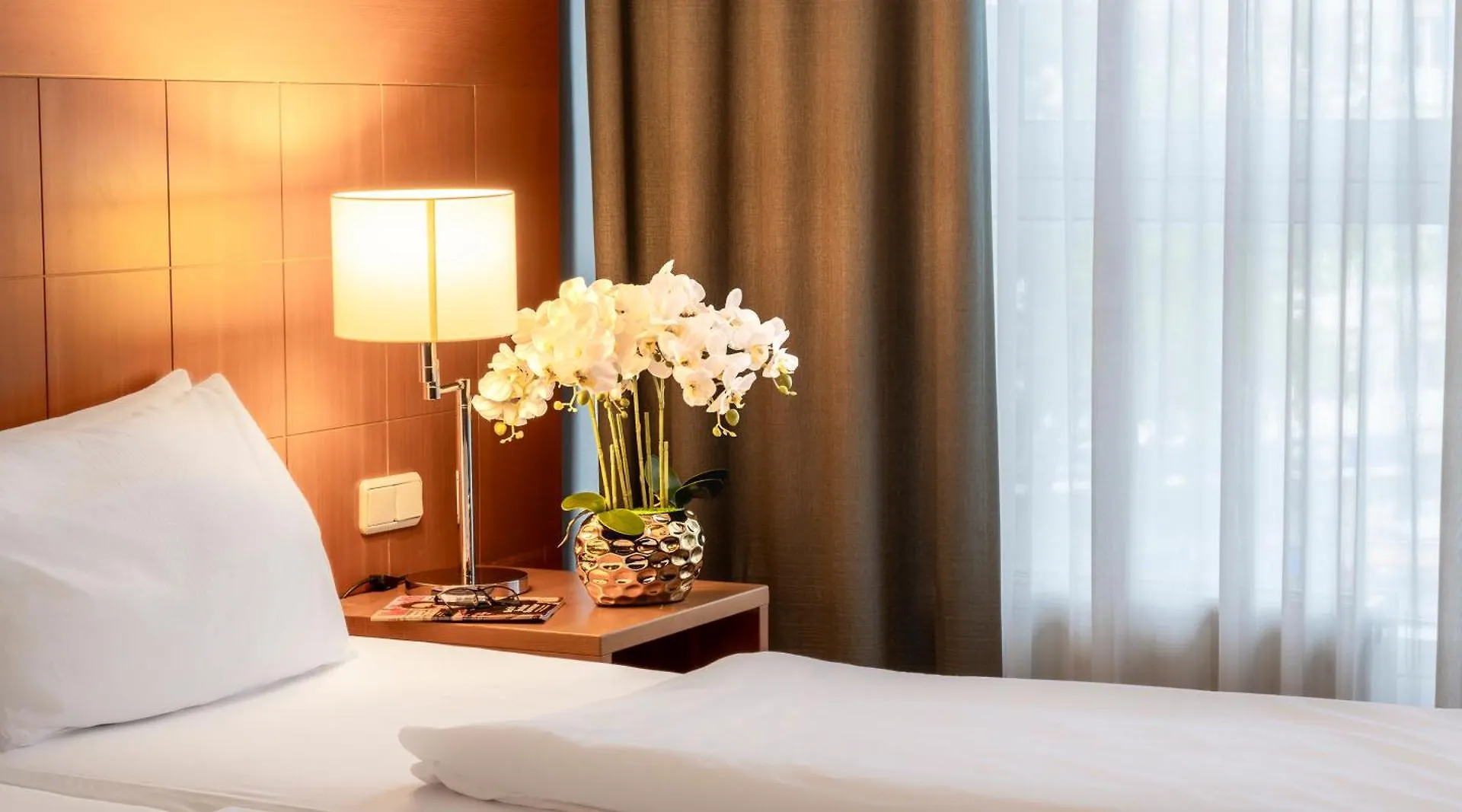 Plaza Premium Koeln Hotel Germany
