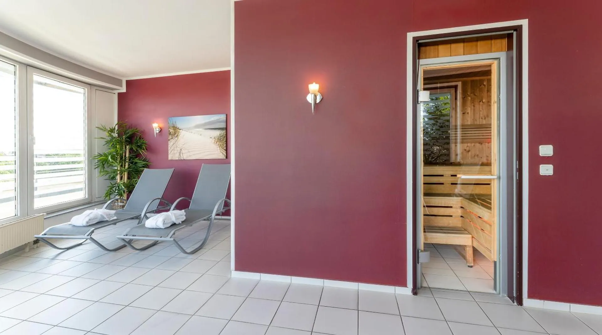 Plaza Premium Koeln Hotel 4*, Cologne