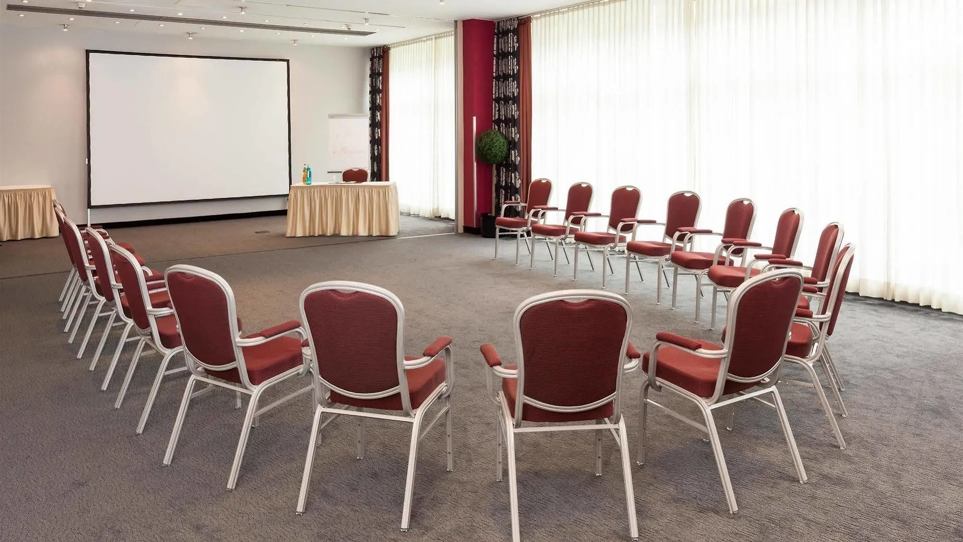 Plaza Premium Koeln Hotel Cologne