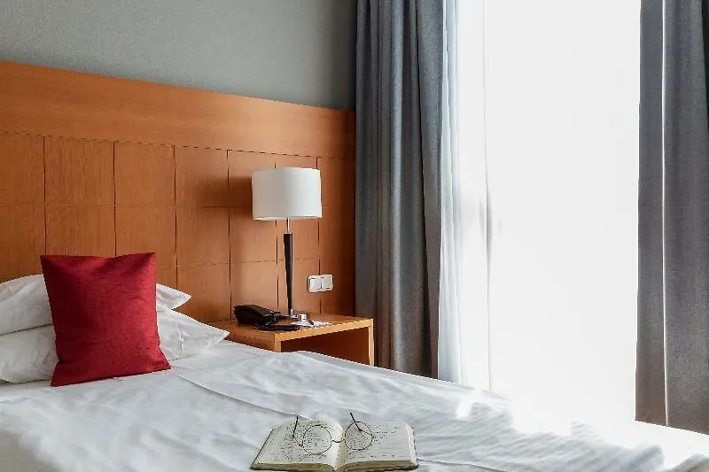 Plaza Premium Koeln Hotel